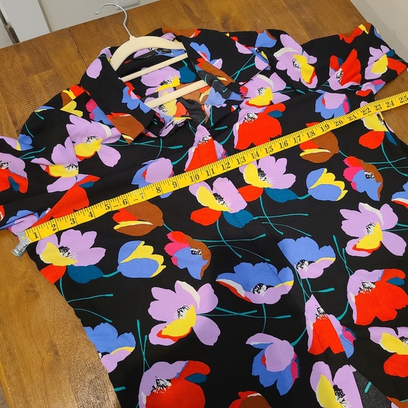 Halogen Bright Floral Oversized Long Sleeve Button Up Blouse - Picture 4 of 7